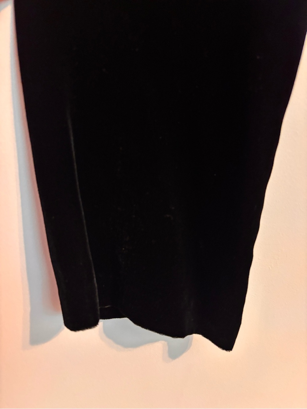 Talbot’s NWT Vintage Black Velvet with Bead embellishment Top - Picture 5 of 12